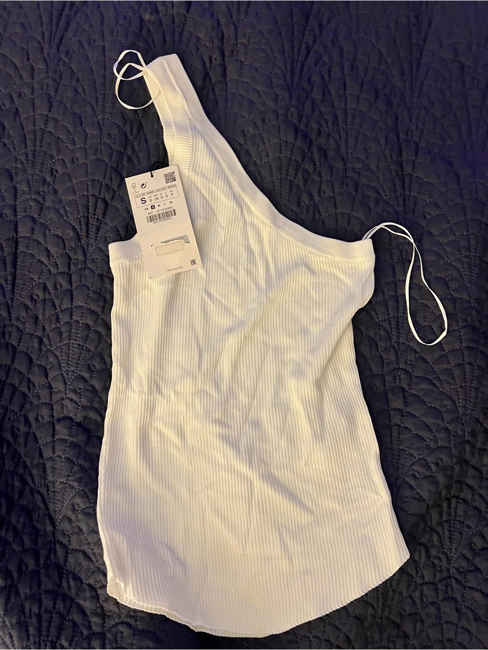 Zara One-Shoulder White Ribbed Tank - Picture 2 of 4